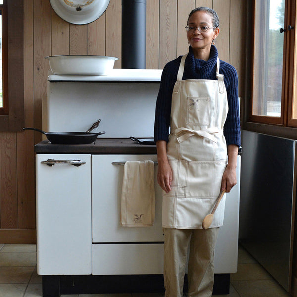 Apron online for kitchen